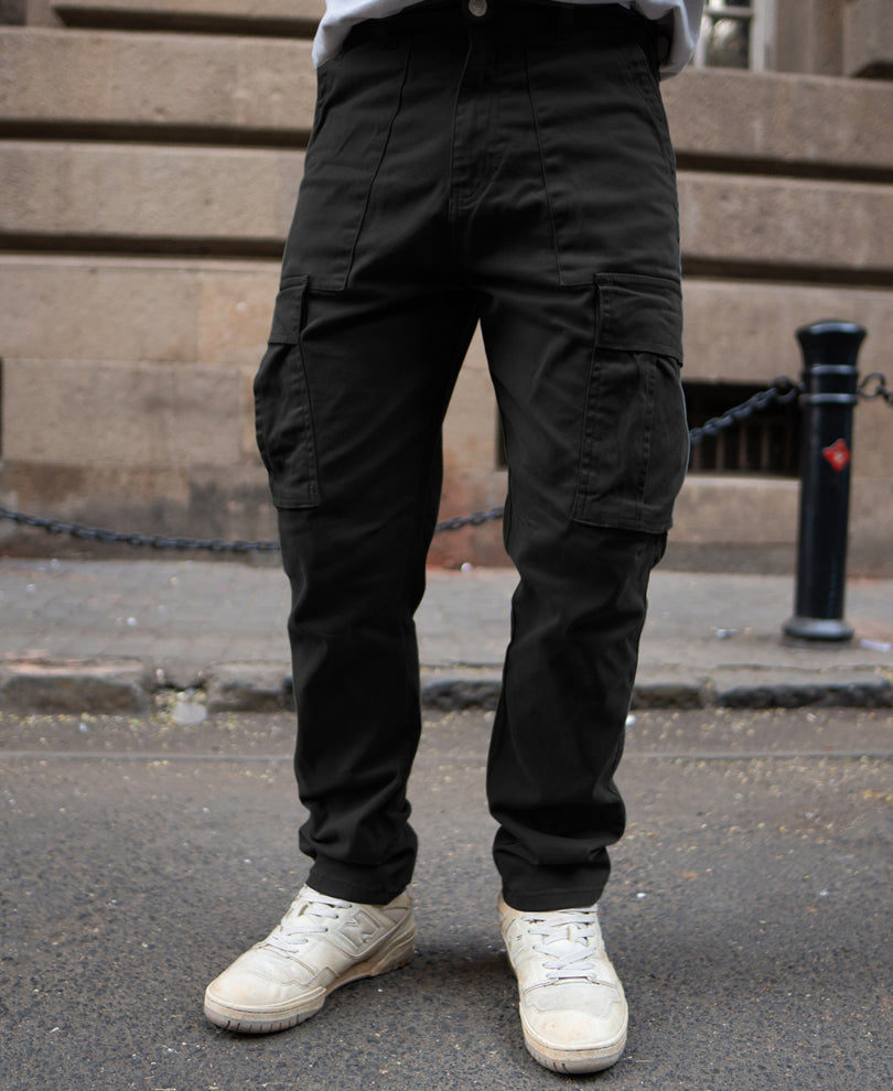 Black Regular Fit Cargo Pant With Multiple Pocket